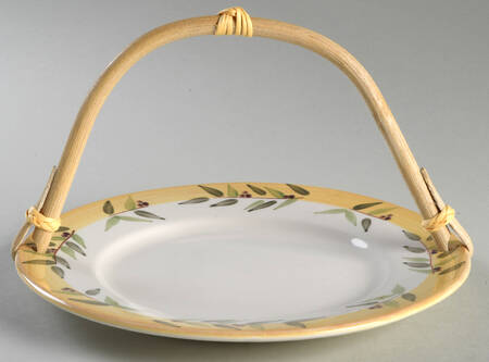 Brittany 5 3/8"-5 5/8" Bamboo Handled Serving Plate  HC