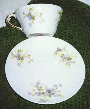 CHF847 Flat Cup & Saucer Set