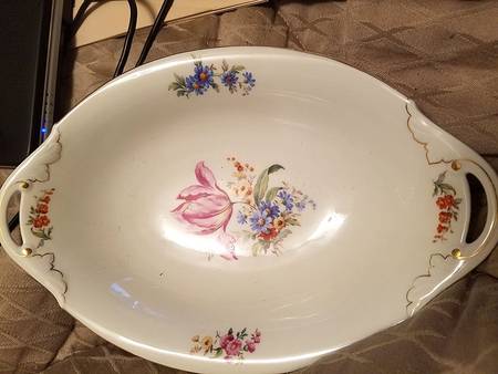 CZE129 10" Oval Vegetable Bowl