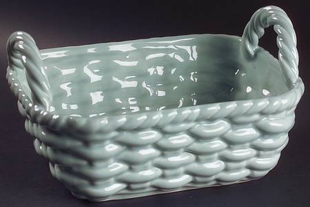 Madeira Harvest (Robin's Egg Blue) 9" Handled Basket