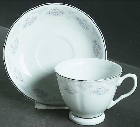 CX179 Footed Cup & Saucer Set