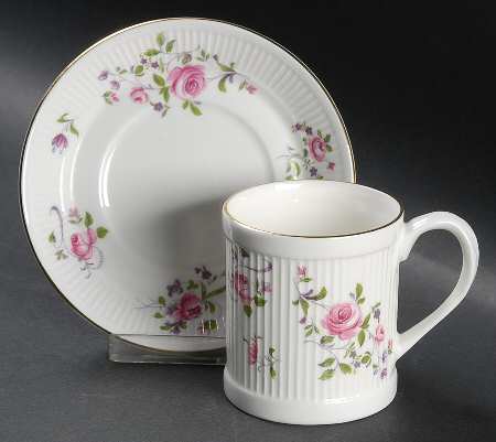 CRS114 Flat Cup & Saucer Set