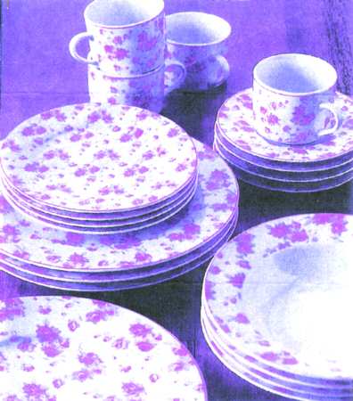 Petite Roses by China Pearl