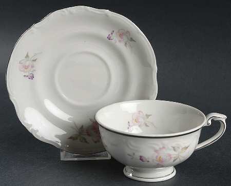 Theresa Footed Cup & Saucer Set