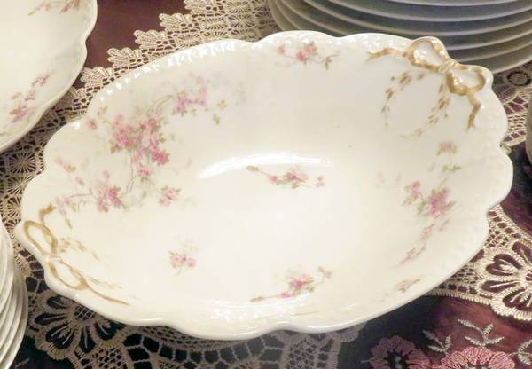 CHF916 9" Round Vegetable Bowl