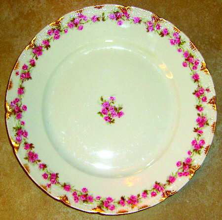 CHF932 Dinner Plate