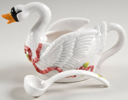 Twelve Days of Christmas, Valerie Figural Open Sauce Boat & Ladle