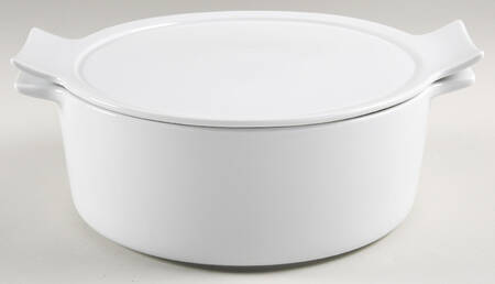 Whiteware Basics (Smooth) Round Covered Vegetable
