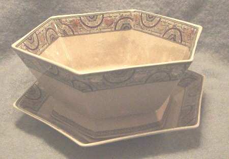 Kathleen Gravy Boat & Underplate