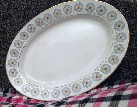 YSH29 12" Oval Serving Platter