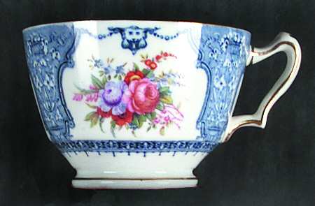 A9549 Footed Cup