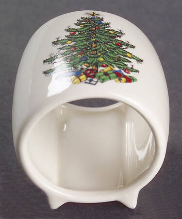 Christmas Tree (Narrow Green Band, White) Napkin Ring