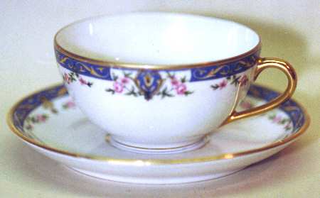 Crg64 Flat Cup & Saucer Set