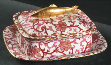 Mandarin Rust Sauce Boat with Attached Underplate & Lid