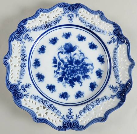 Blue And White Round Torte Plate