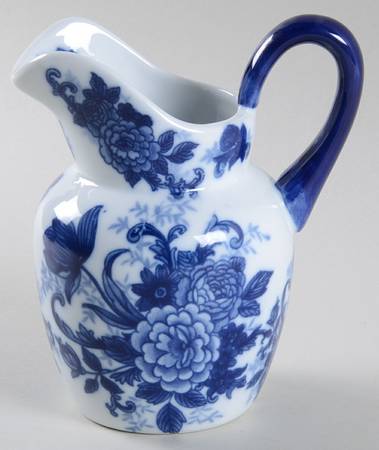 Blue And White 16 Oz Pitcher