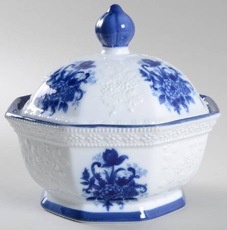 Blue And White Octagonal Covered Vegetable