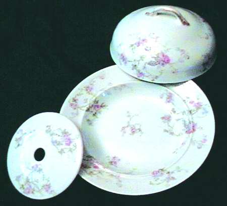 CHF1010 Round Covered Butter with Strainer