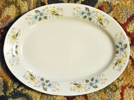 CX240 12" Oval Serving Platter