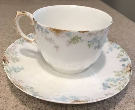 Head 112 Flat Cup & Saucer Set