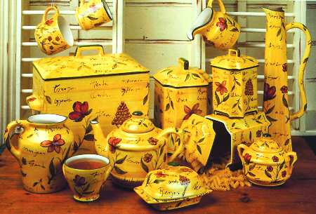 Garden Graphics Teapot & Lid
