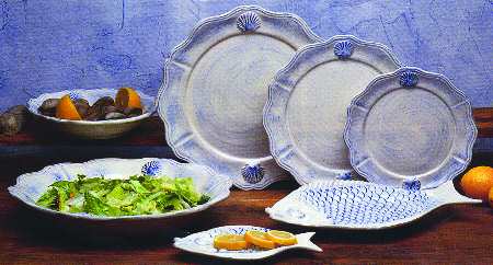 Conchas (Embossed) by Casafina