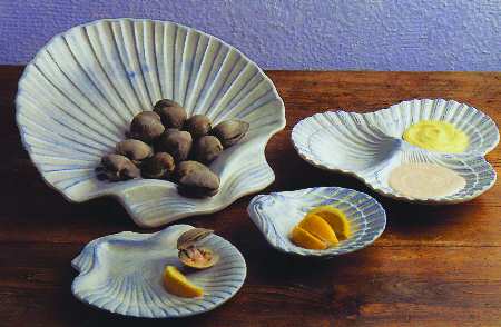 Conchas (Embossed) Service Plate (Charger)