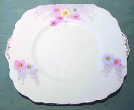 6518 Handled Cake Plate