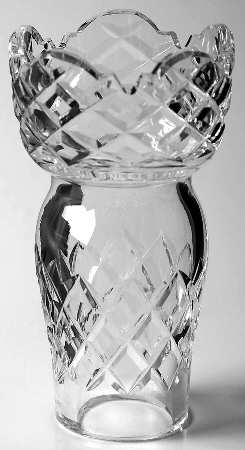 Avoca (Cut Base) H.6 Holder