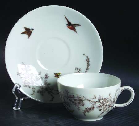 CHF1088 Flat Cup & Saucer Set
