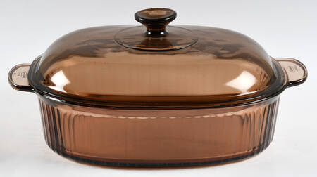 Visions Amber 4 Quart Oval Roaster with Lid