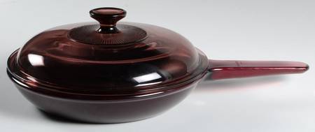 Visions Cranberry 9" Non Stick Skillet & Lid