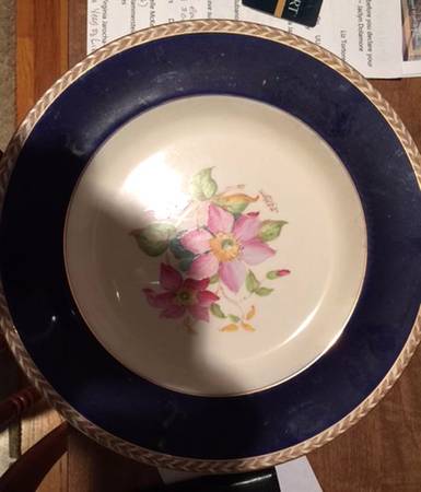 5977 Luncheon Plate