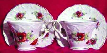CDT7 Footed Cup & Saucer Set