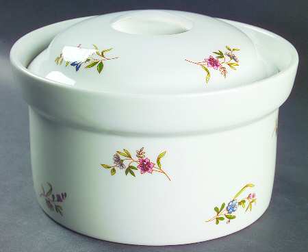 Margot 2 Qt Round Covered Casserole