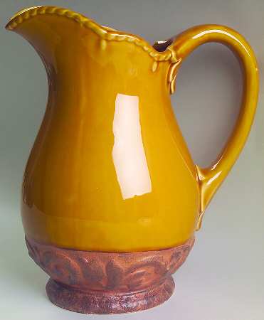 Florentine Gold 96 Oz Pitcher
