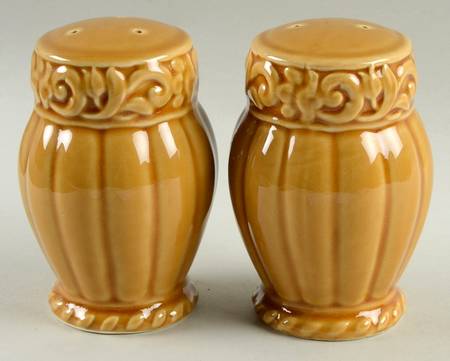 Florentine Gold Salt & Pepper Set