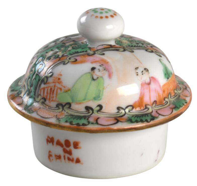 Rose Medallion (With People) Lid for Coffee Pot