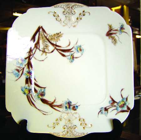 CHF1115 Square Handled Cake Plate