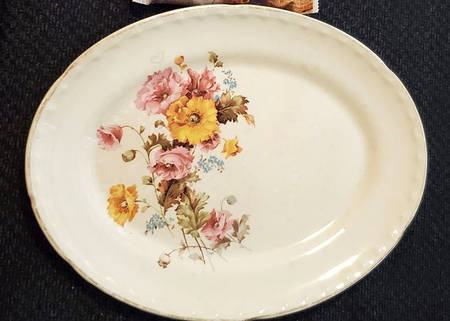 CRO278 12" Oval Serving Platter