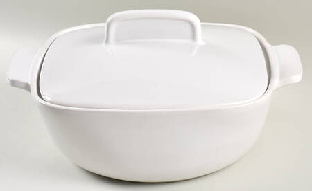 Coordinates White (Corelle) 3.5 Quart Round Covered Casserole
