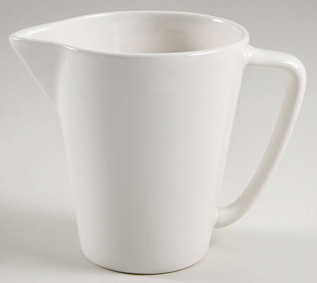 Coordinates White (Corelle) Creamer