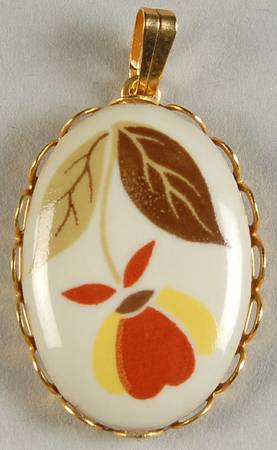 Autumn Leaf Pendant