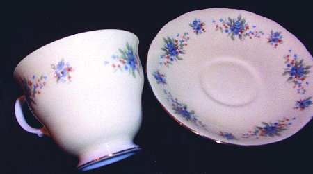 CRY8 Footed Cup & Saucer Set