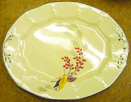 CRP141 by Crown Potteries