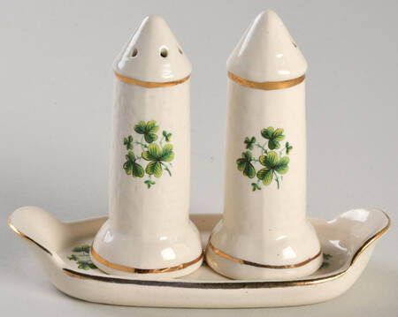 Shamrock Figural Salt & Pepper with Tray Set