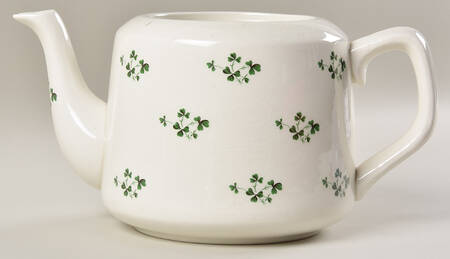 Shamrock Teapot No Lid
