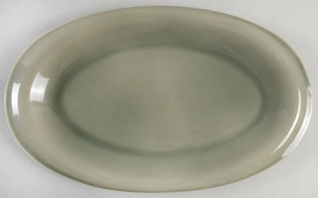Gallery Clover 17" Oval Serving Platter