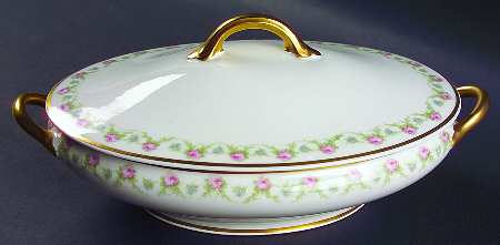 Schleiger 1348-1 Oval Covered Vegetable