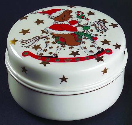 Santabear's Ride Round Box & Lid